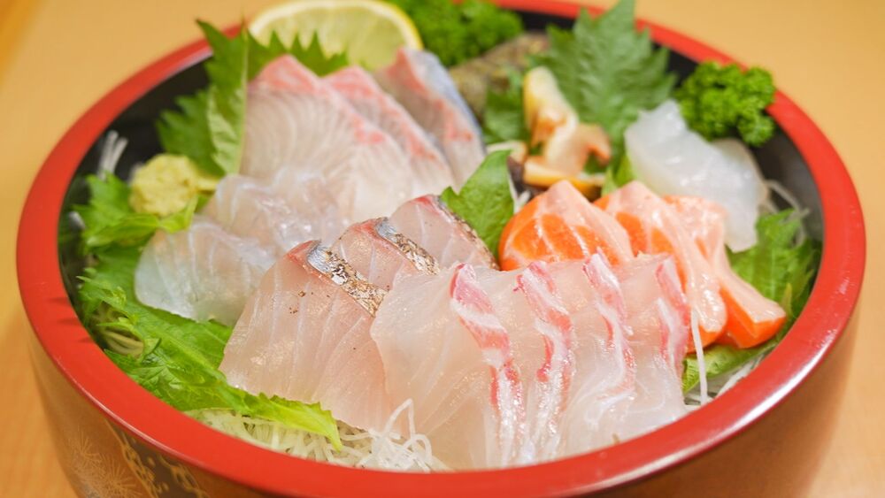画像：鯛づくしの贅沢漁師飯！柳井市「ハナともキッチン」