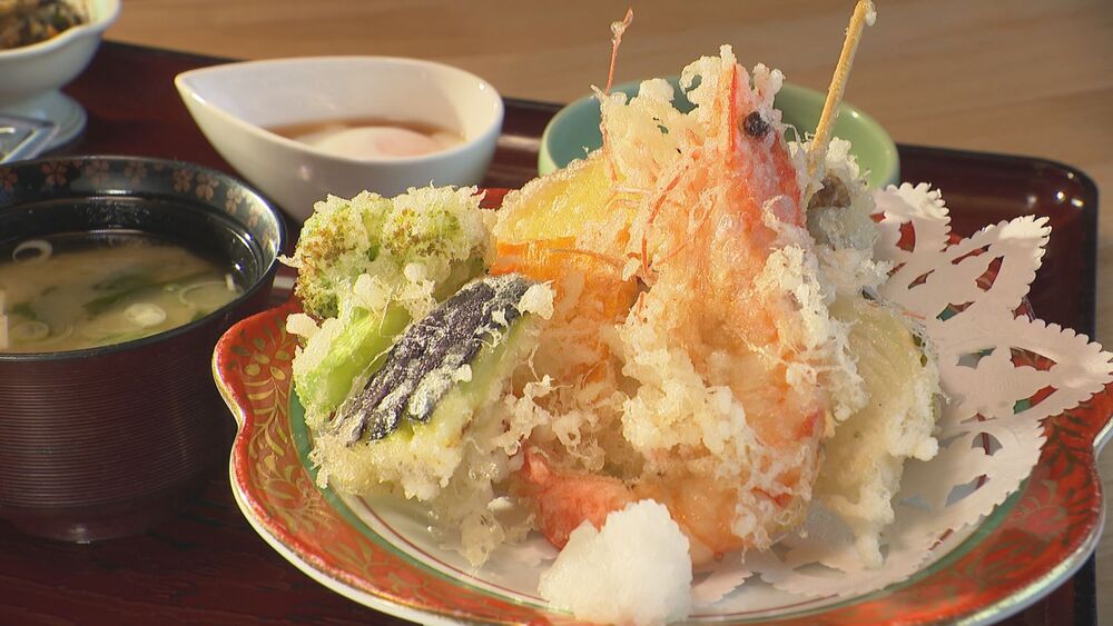 画像：かる～い食感が魅力の天ぷら　下松市「天ぷら 小桜」