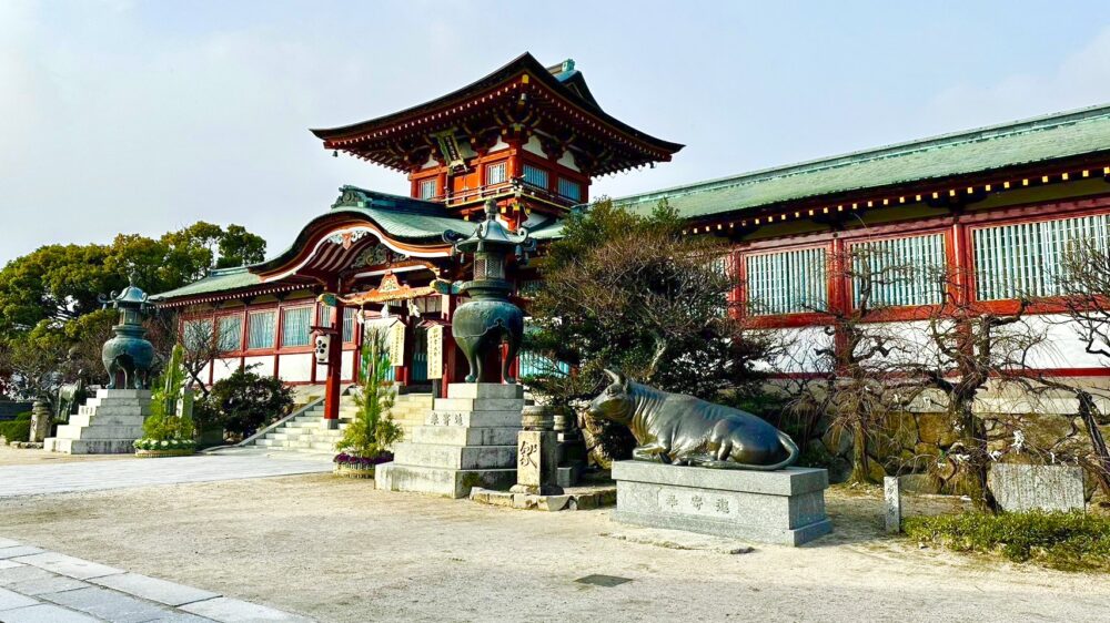 画像：初詣は日本最古の天神様で　防府市「防府天満宮」