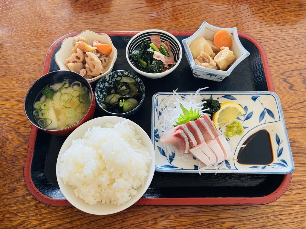 岩国市「お食事処 秋桜」