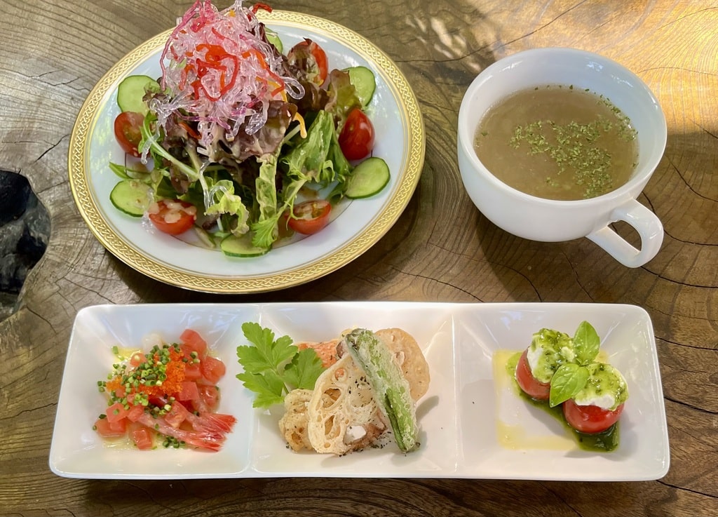 岩国　Pizza & cafe ばらの木　ランチ