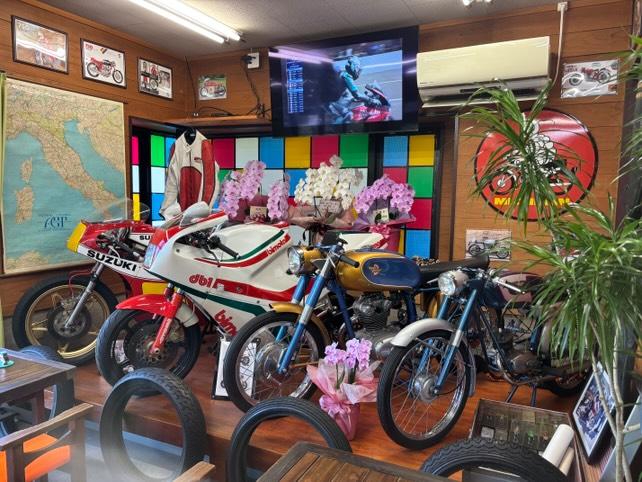 画像：オーナーのパワーみなぎる情熱系バイカーズカフェ　萩市「moto  cafe  VIVA」