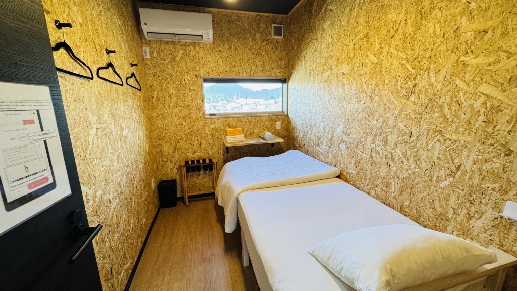 ゲストハウス「バイクヤノニカイ」シングル