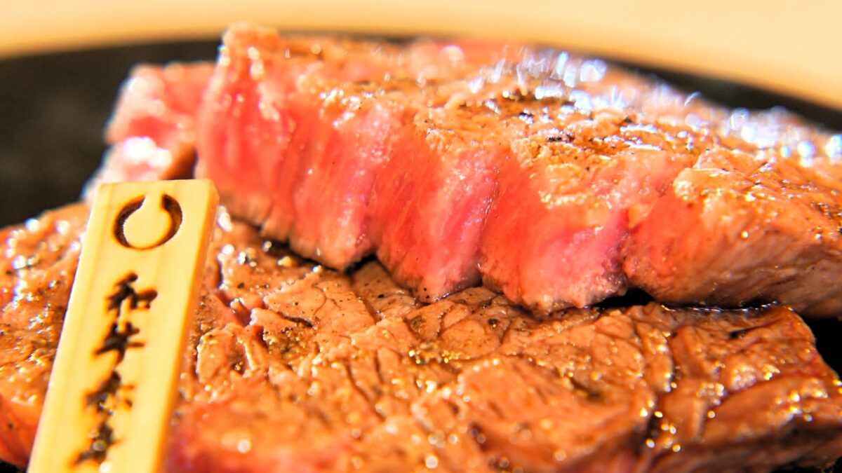 画像:炭火でジュウジュウ、極上肉を楽しむ贅沢ランチ! 宇部市「炭焼食堂JYUJYUTEI」