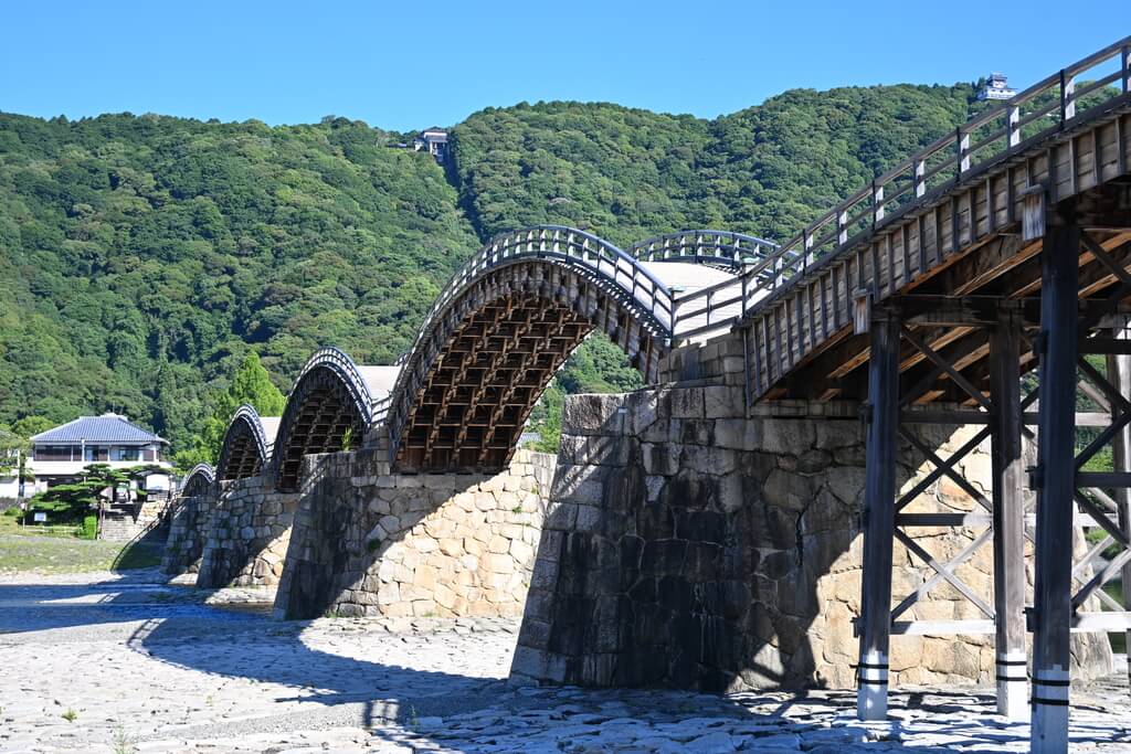 岩国市錦帯橋のそばに新オープン！自然と調和するカフェ 「PARK by SSS（パーク）」