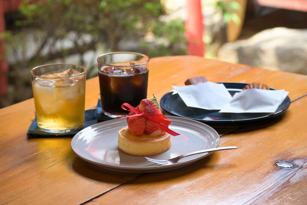 錦帯橋から徒歩約1分の場所にオープンしたカフェとうどん店 岩国市「錦帯べーす。」と「西山水軍総本陣」