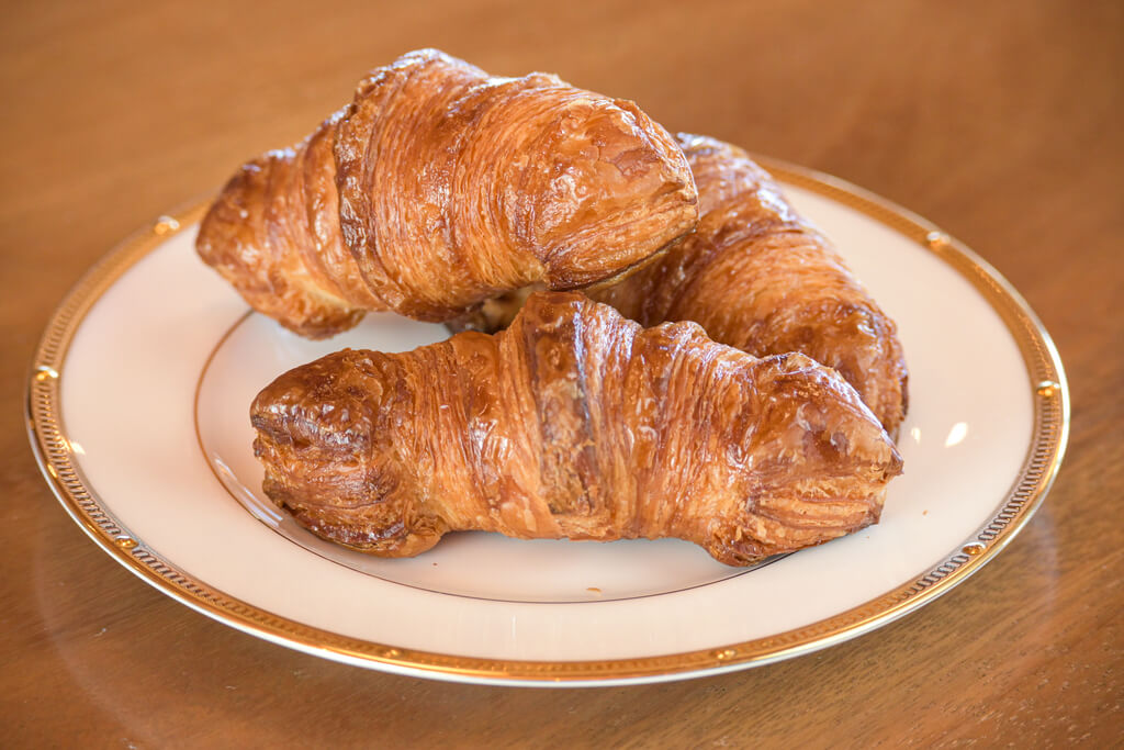 瀬戸内海を眺めながら焼きたてパンとスイーツを楽しむ 周南市「YUNAGI Cafe（ユウナギ カフェ）」