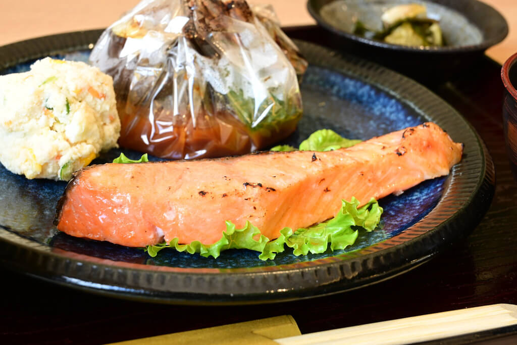 錦帯橋の吉香公園近くで味わう手づくりランチ 岩国市「錦帯橋カフェわたぼうし」